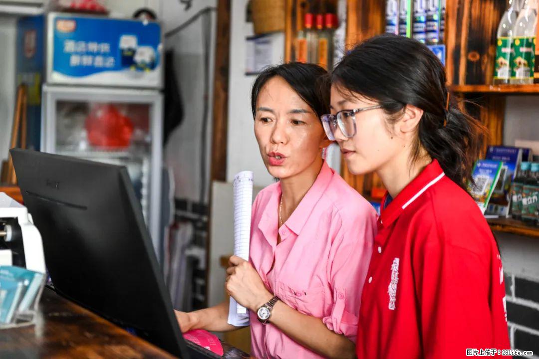 全网追的“扁担女孩”,找了一份暑假工,时薪12元 - 崇左生活资讯 - 崇左28生活网 chongzuo.28life.com